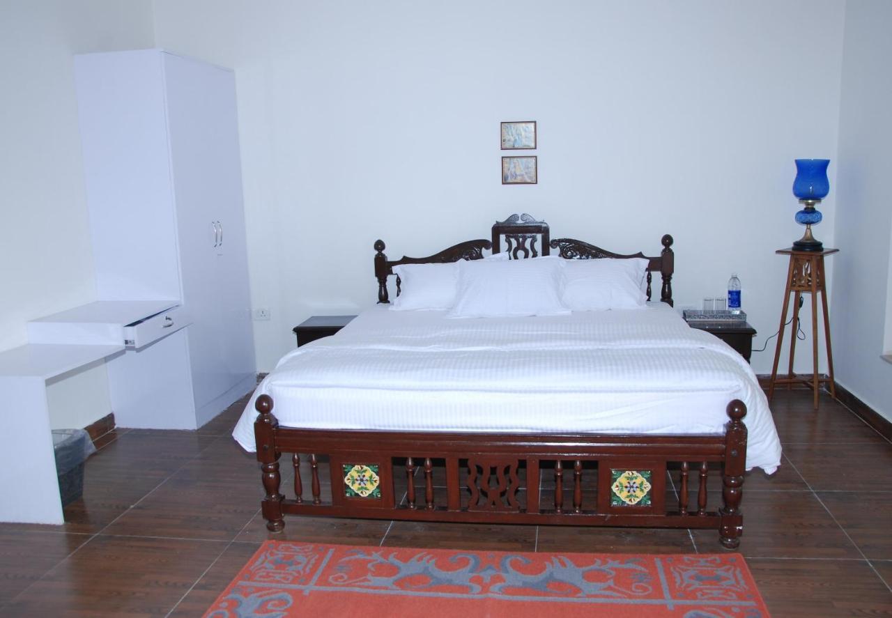 古尔冈Aravali Hill View Estate别墅 外观 照片